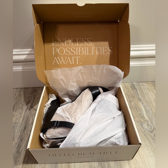 NWT LifeStride Adore Me Sandals - Picture 9 of 9